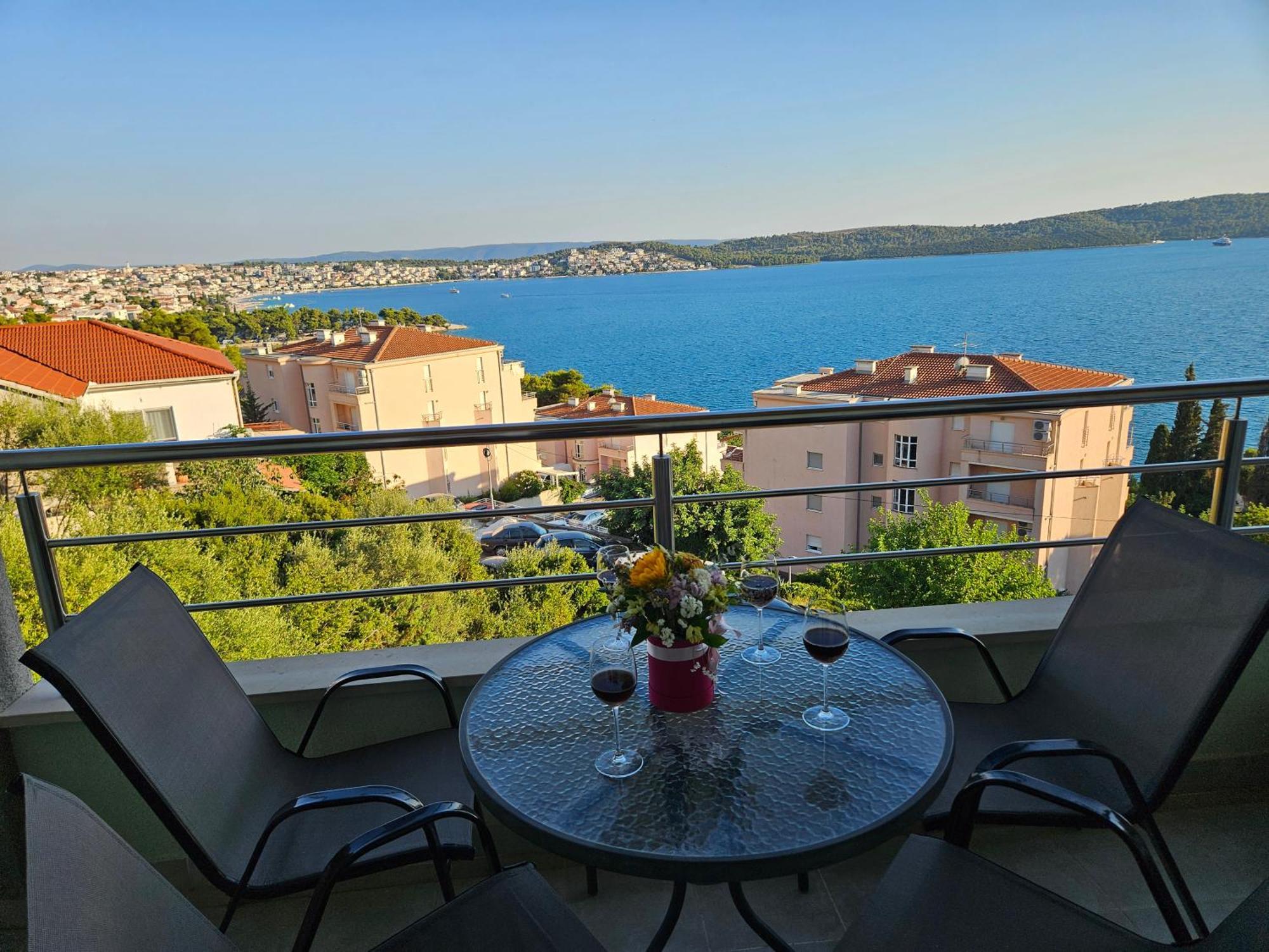 Apartmani Dodo Trogir Exterior foto